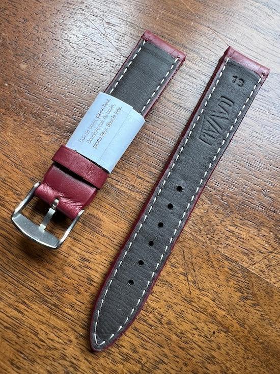 Bracelet en cuir véritable façon croco bordeaux