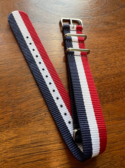 Bracelet NATO en nylon balistique bleu blanc rouge