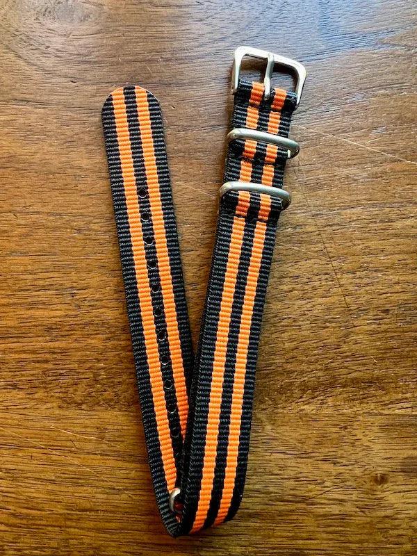 Bracelet NATO en nylon balistique noir et orange - Vinty Watches