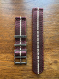 Bracelet premium en nylon sergé rouge, noir avec liseré beige - Vinty Watches