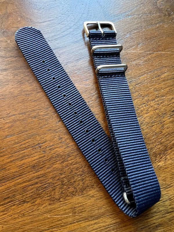 Bracelet NATO en nylon balistique bleu foncé - Vinty Watches