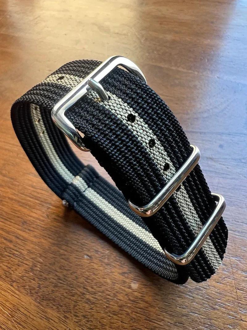 Bracelet NATO en nylon noir avec rayure beige - Vinty Watches