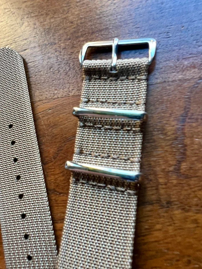 Bracelet NATO en nylon beige kaki - Vinty Watches