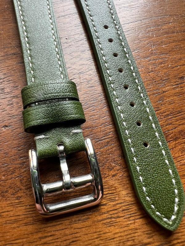 Bracelet Silhouette en simili-cuir façon vachette vert - Vinty Watches