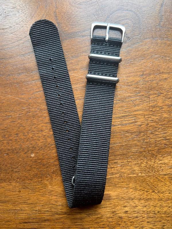 Bracelet NATO en nylon balistique noir - Vinty Watches