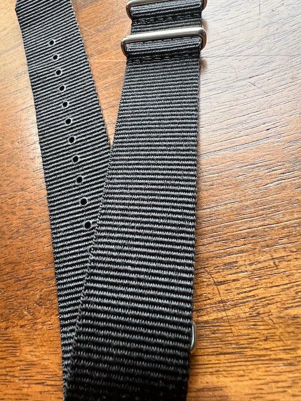 Bracelet NATO en nylon balistique noir - Vinty Watches