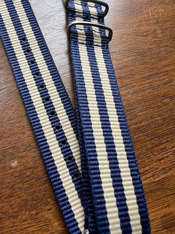 Bracelet NATO en nylon balistique bleu et beige - Vinty Watches