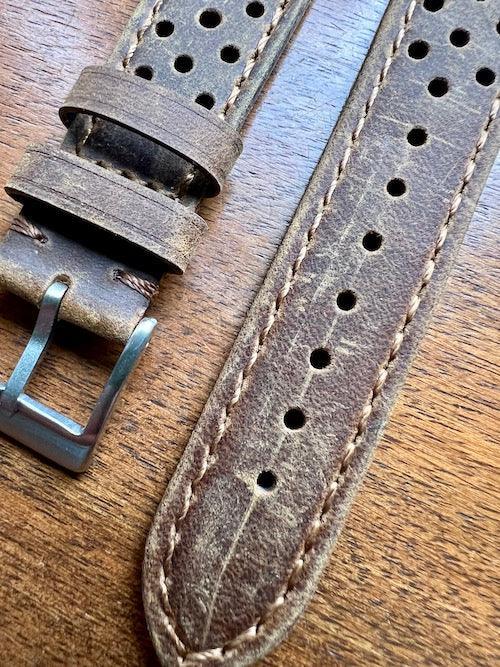 Bracelet Rallye en cuir brun mat - Vinty Watches