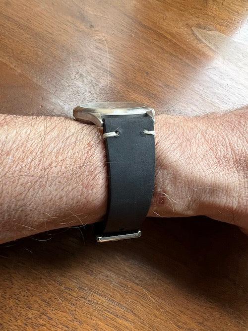 Bracelet Rustic Trek en cuir façon vieilli noir