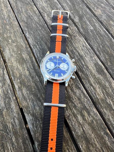 Bracelet NATO en nylon balistique noir et orange
