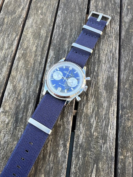 Bracelet NATO en nylon extensible bleu marine