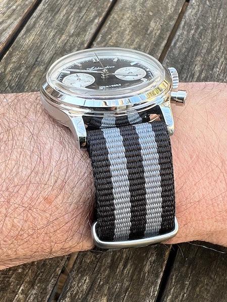 Bracelet NATO en nylon balistique noir et gris
