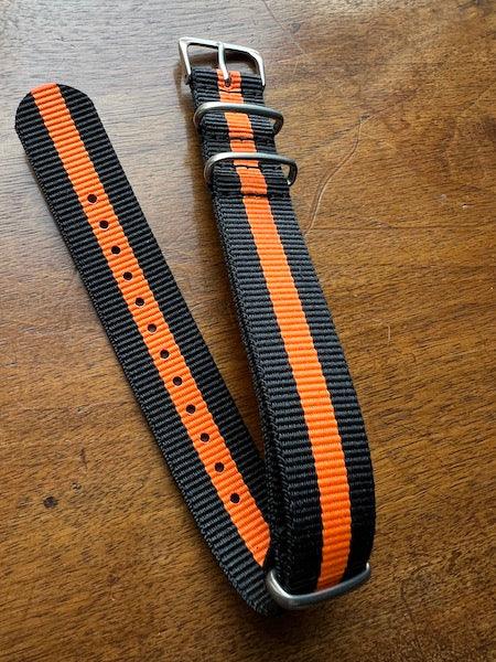 Bracelet NATO en nylon balistique noir et orange