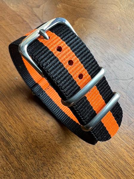 Bracelet NATO en nylon balistique noir et orange