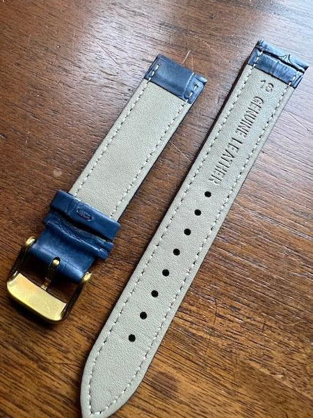 Bracelet Timeless en simili-cuir façon croco bleu foncé