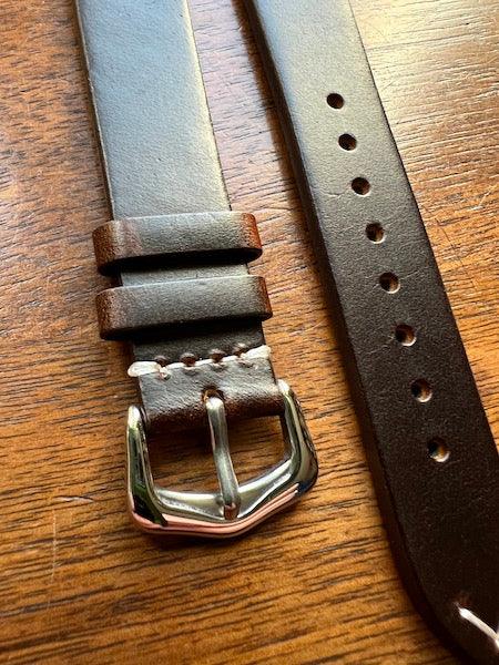 Bracelet Héritage Signature en cuir marron foncé