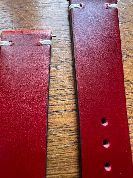 Bracelet Héritage Signature en cuir rouge foncé